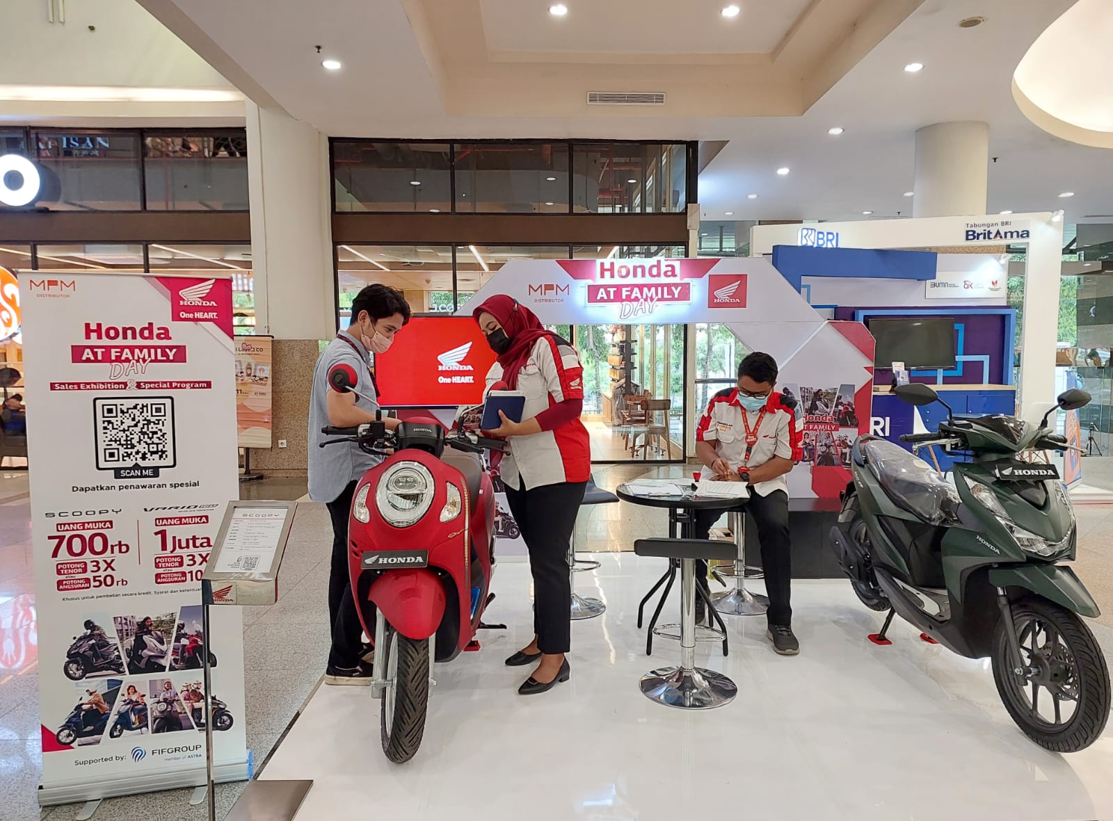 Ramadhan Ceria Bersama Honda, MPM Honda Jatim Hadirkan Beragam Motor Matic Premium Honda.